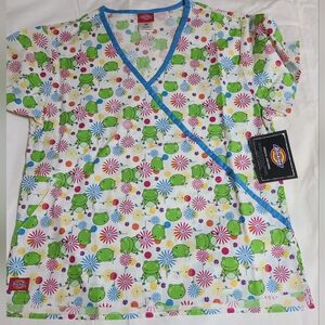Dickies Women's Frog Print Top - Multicolor